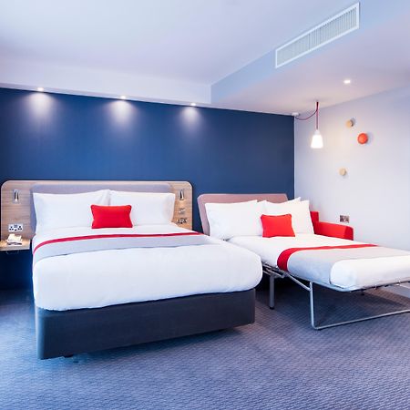 Holiday Inn Express Bridgwater M5, Jct24 By Ihg Eksteriør bilde