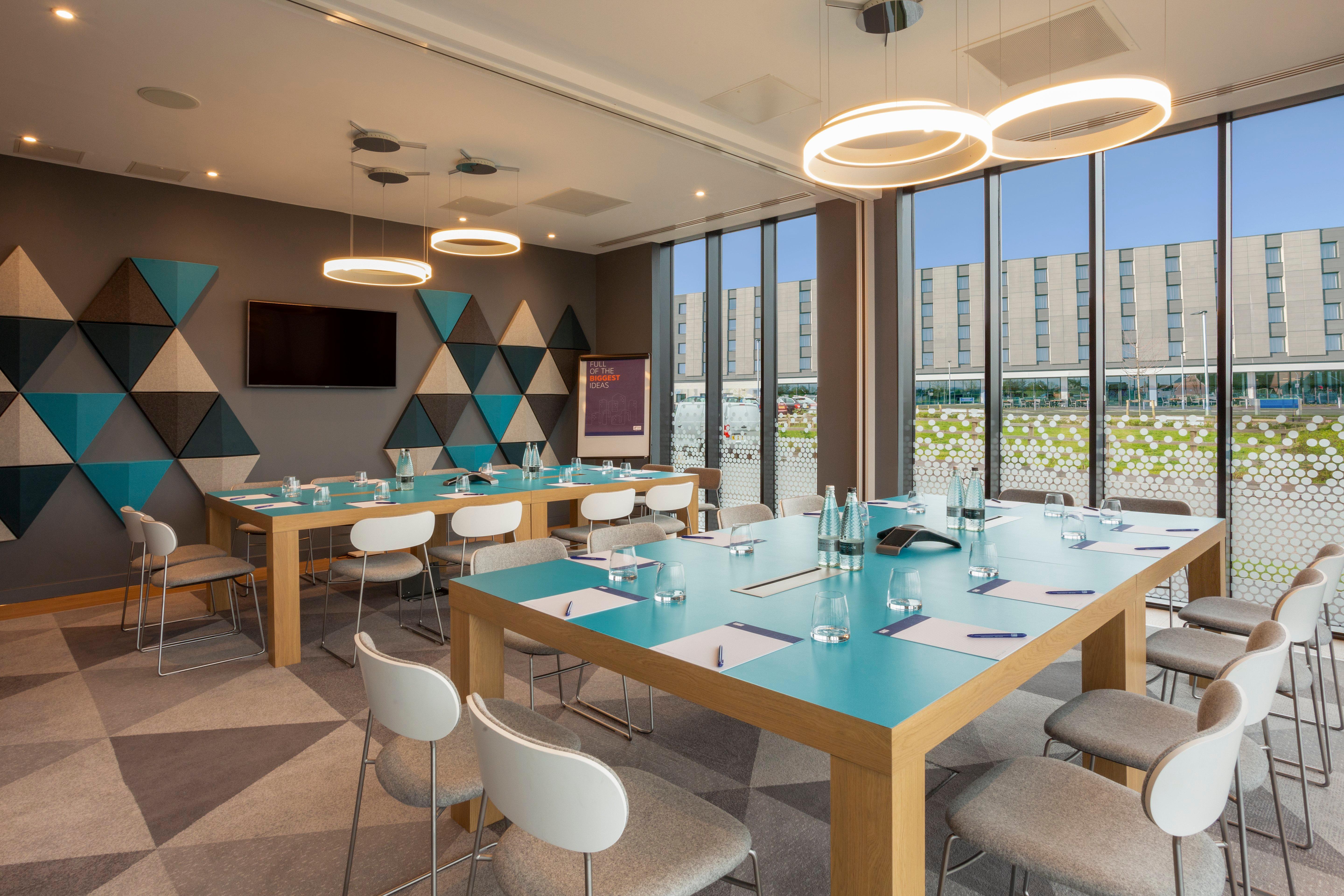 Holiday Inn Express Bridgwater M5, Jct24 By Ihg Eksteriør bilde