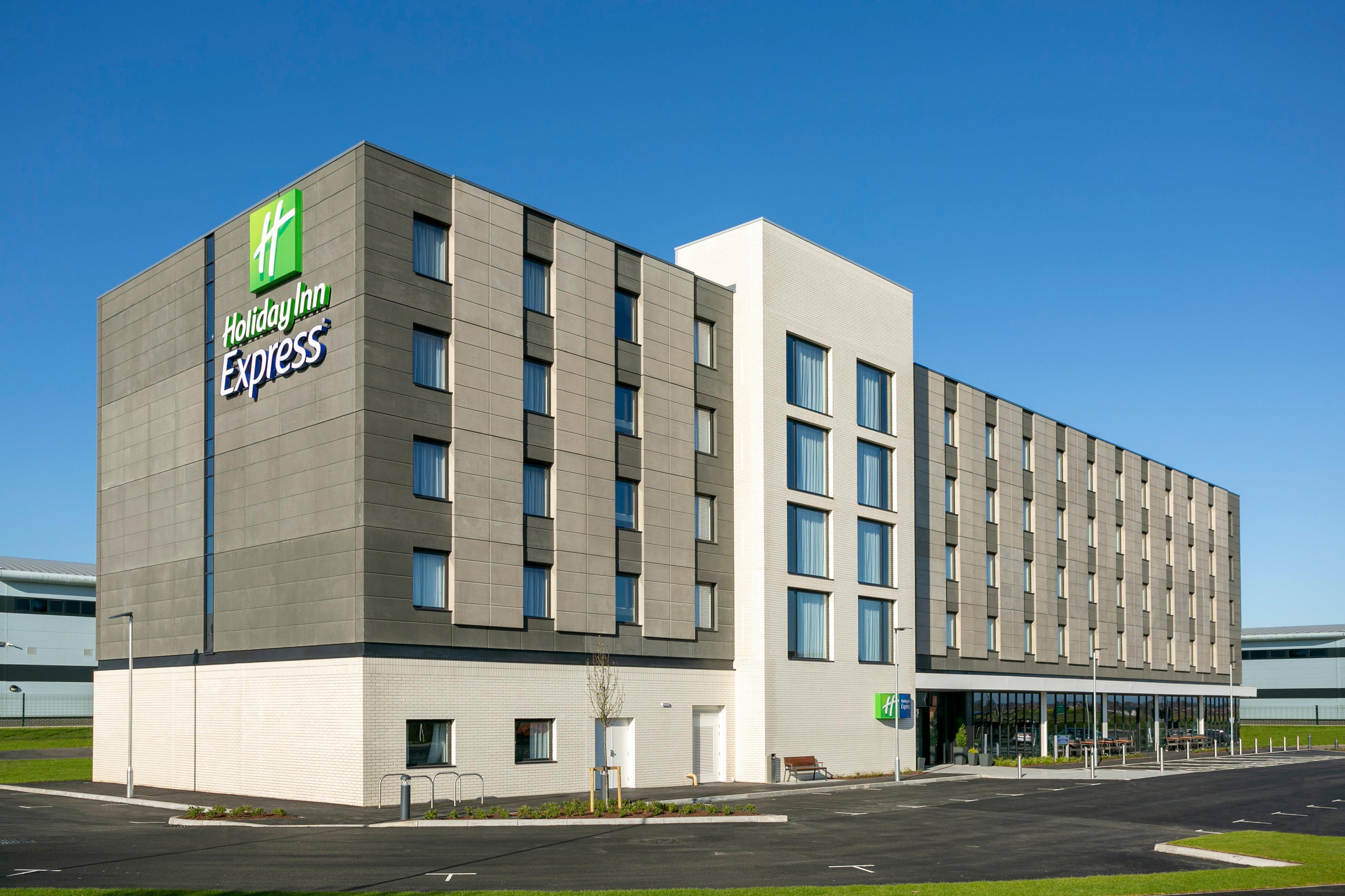 Holiday Inn Express Bridgwater M5, Jct24 By Ihg Eksteriør bilde